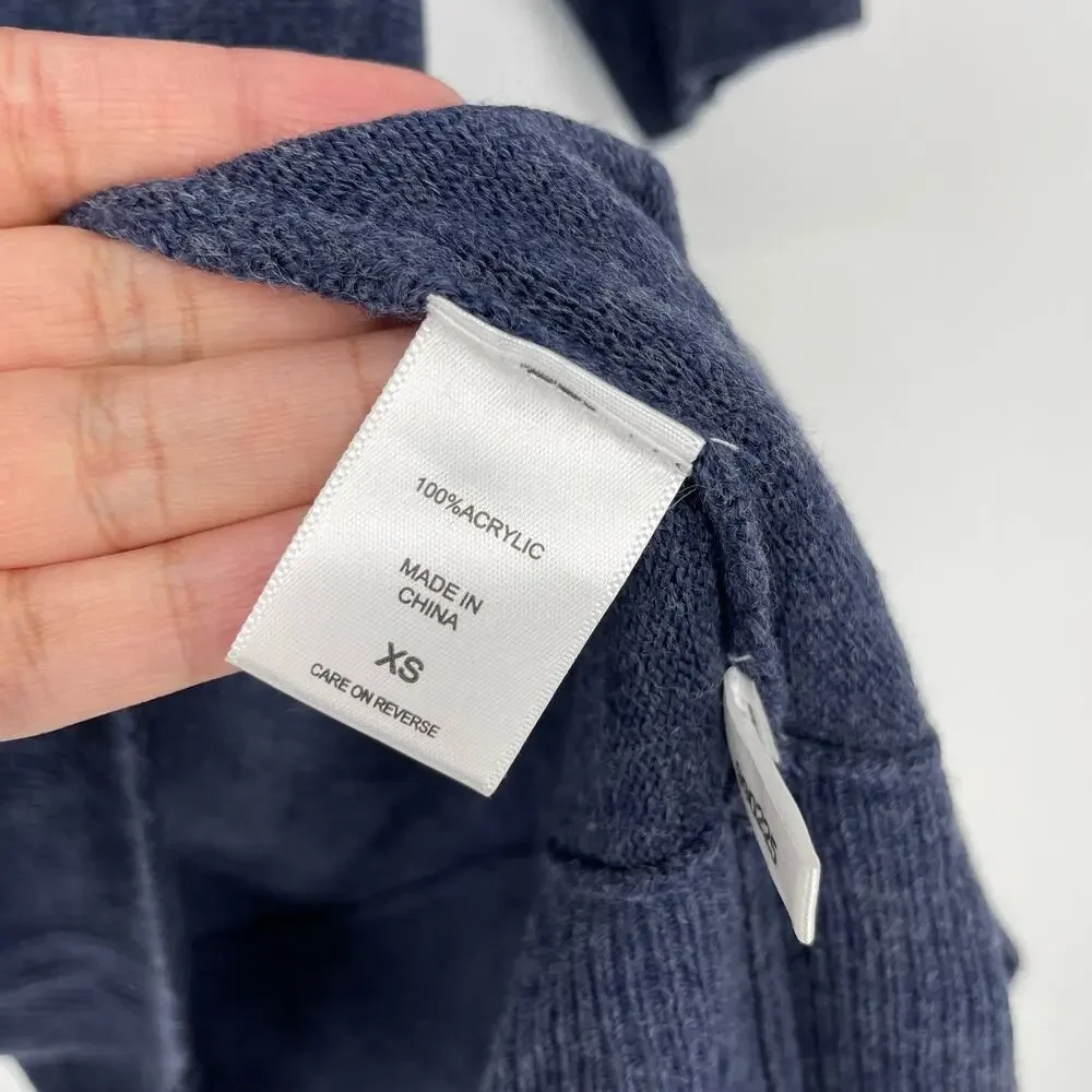New York & Company V-Neck Blue Sweater Size XS